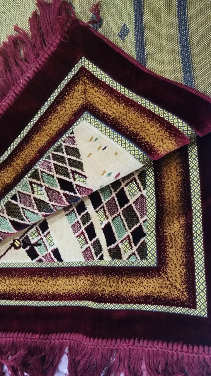 Makkah and Madina wall Carpet -Exclusive Ramadan Combo (Green and Maroon) Makkahlooms by Abdul Rasheed